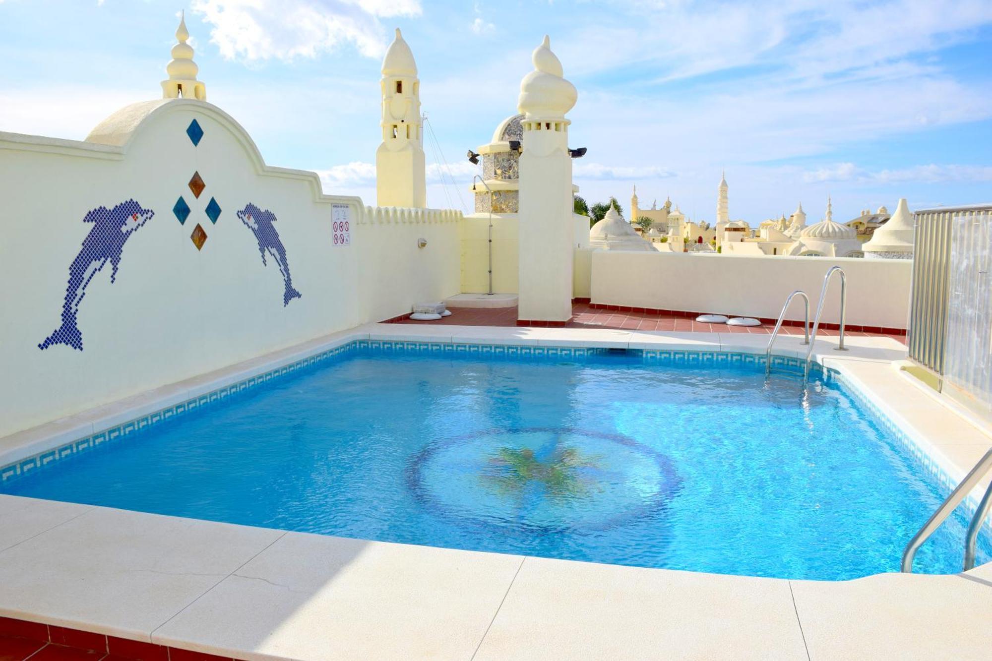 Cozy Corner 2 Bedroom Apartment On New Island Complex In Marina Harbour Benalmádena Exterior foto